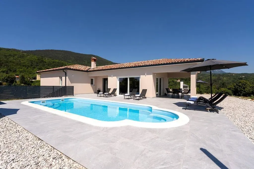 Villa Hillsea Moscenice 0*,  Croatia
